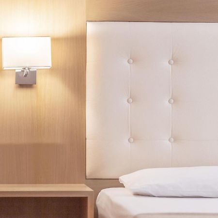 Niver Luxury Suites Lefkáda Chambre photo